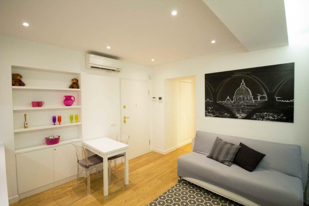 Apartment Via Del Corso Rome Exterior photo