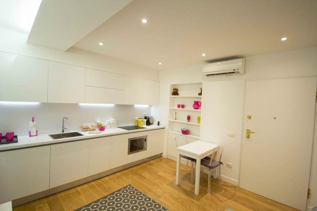 Apartment Via Del Corso Rome Exterior photo